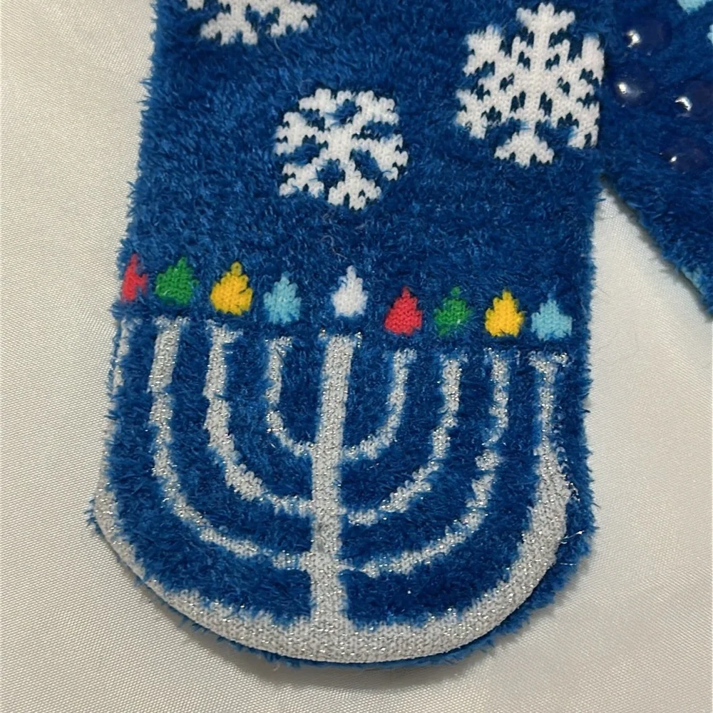 Bath & Body Works Happy Hanukkah Shea-Infused Lounge Socks